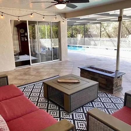 Naples Oasis Villa Exterior photo